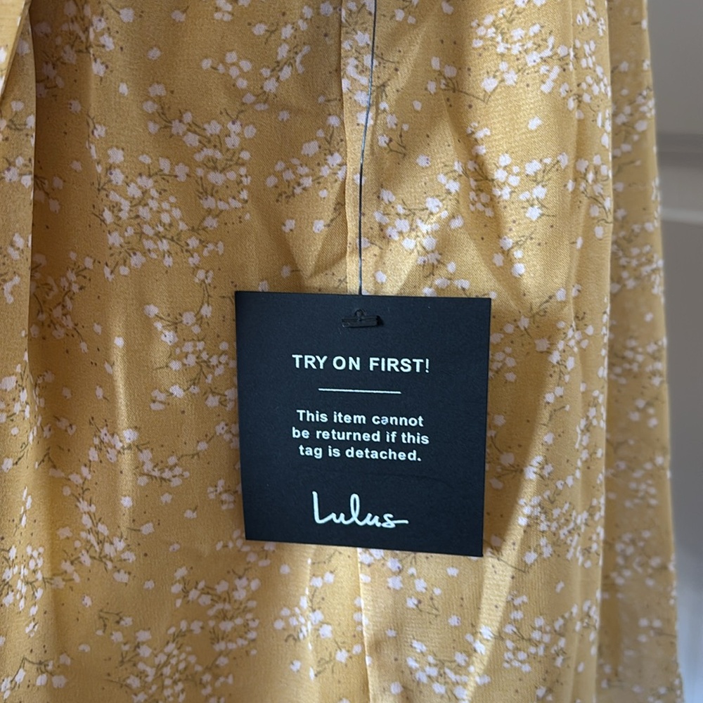 NWT Lulu's 🌻Posh Impression Yellow Floral Print Tie Neck Mini Dress Size medium - Picture 5 of 11